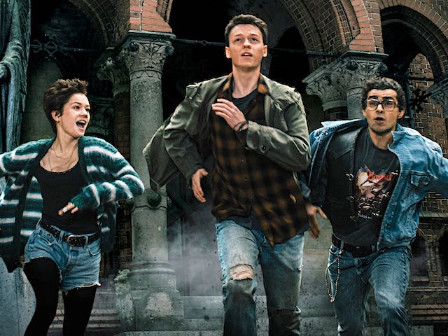 Cast Photo
