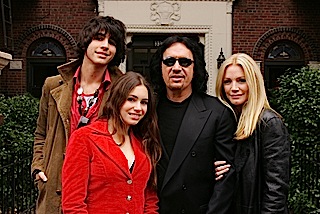 Cast Photo