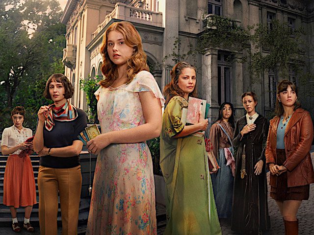 Cast Photo