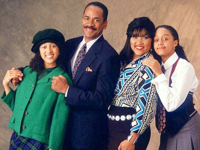 Cast Photo