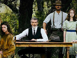 Cast Photo