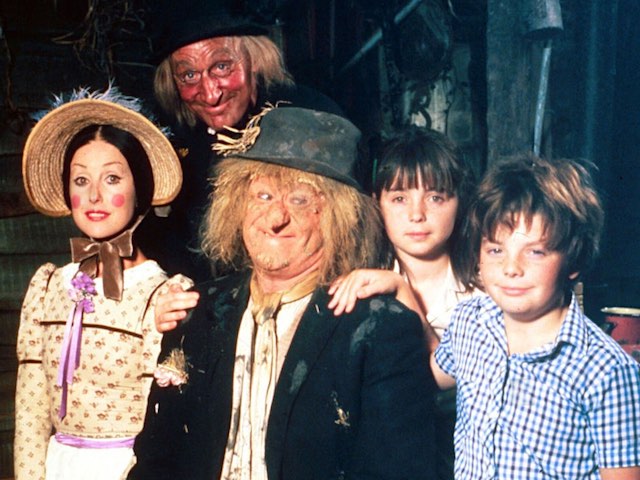 Cast Photo